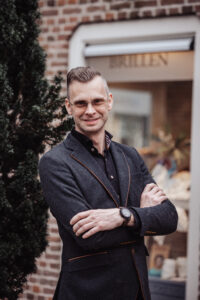 Beleef een Kijkmoment, op afspraak, met André Holman, bij Elzer Optiek